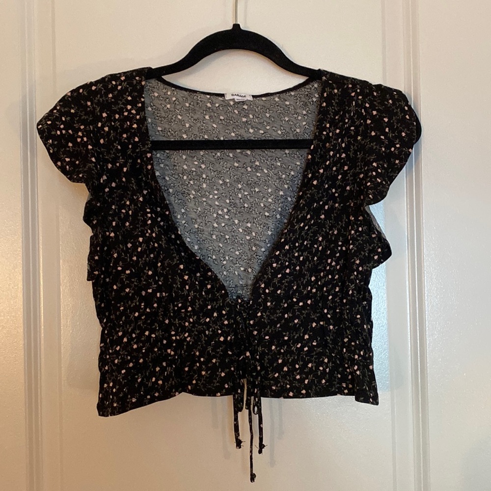 Front Tie Peplum Crop